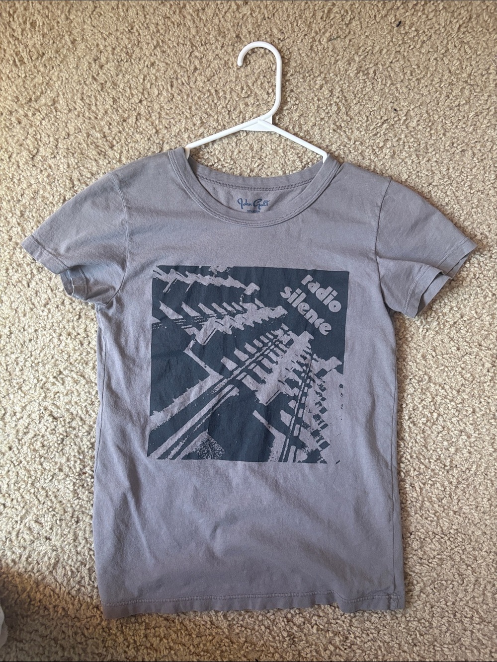 Brandy Melville gray graphic short sleeve tee